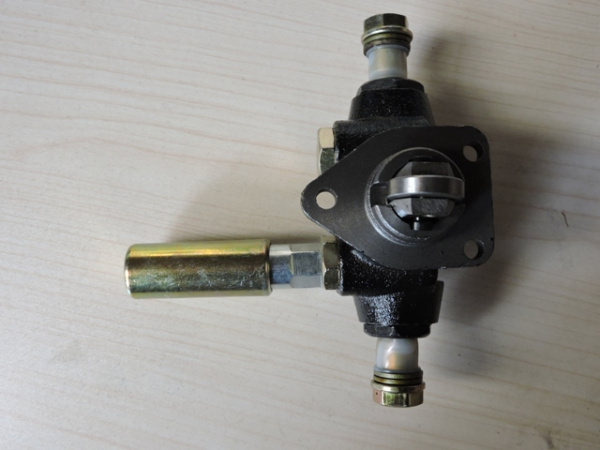 61567G3-1_Насос ручной подкачки топлива ДВС  WD615WD10 LW500F (2)